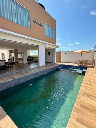 Casa 7 suítes - Praia do Atalaia