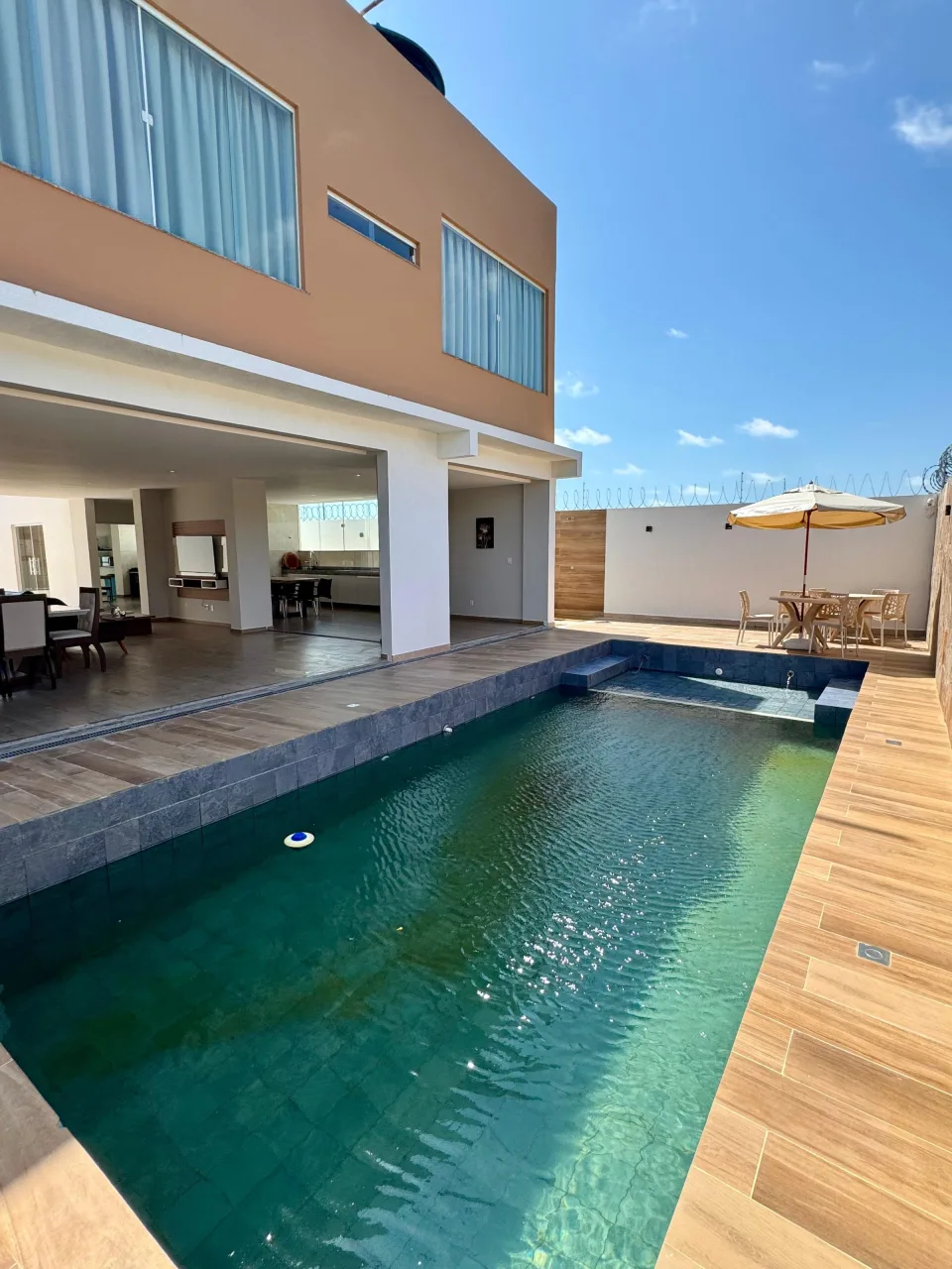 Casa 7 suítes - Praia do Atalaia