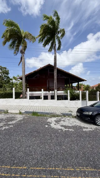 Casa nova- centro de Salinas
